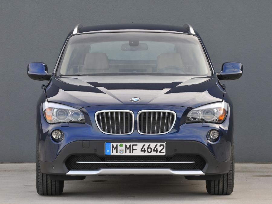  BMW X1 xDrive 2.3d 2009 года  (фото 2 из 30)